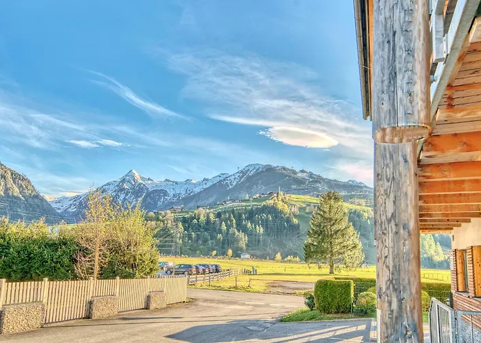 Alpin - By Alpen アパート